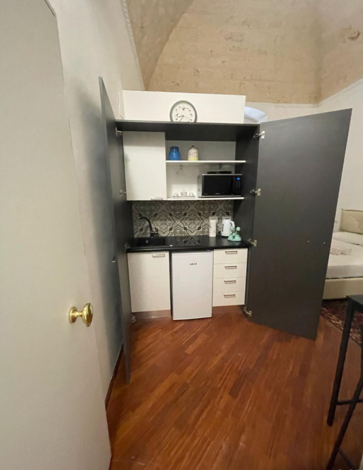 Araba Fenice Apartments - Bari Centro エクステリア 写真