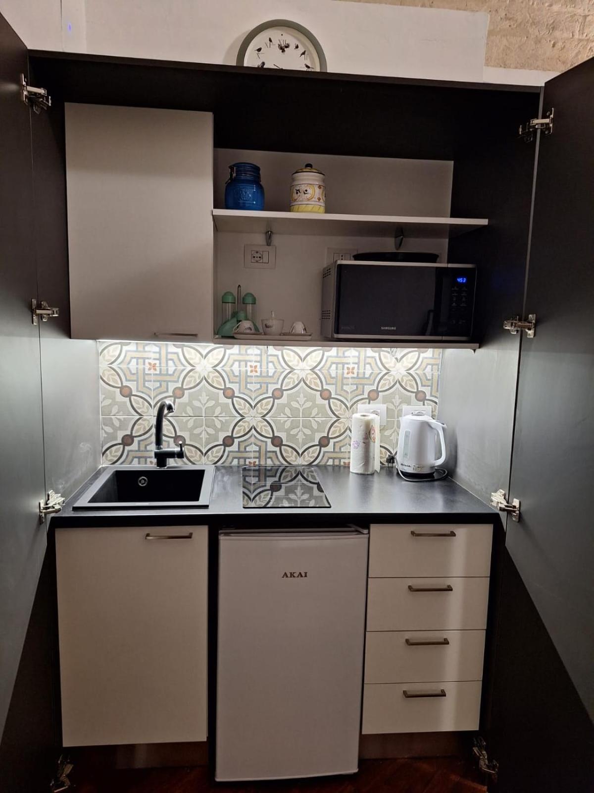 Araba Fenice Apartments - Bari Centro エクステリア 写真