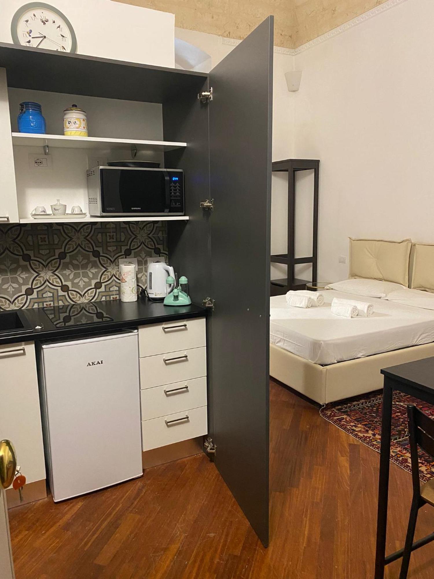 Araba Fenice Apartments - Bari Centro エクステリア 写真